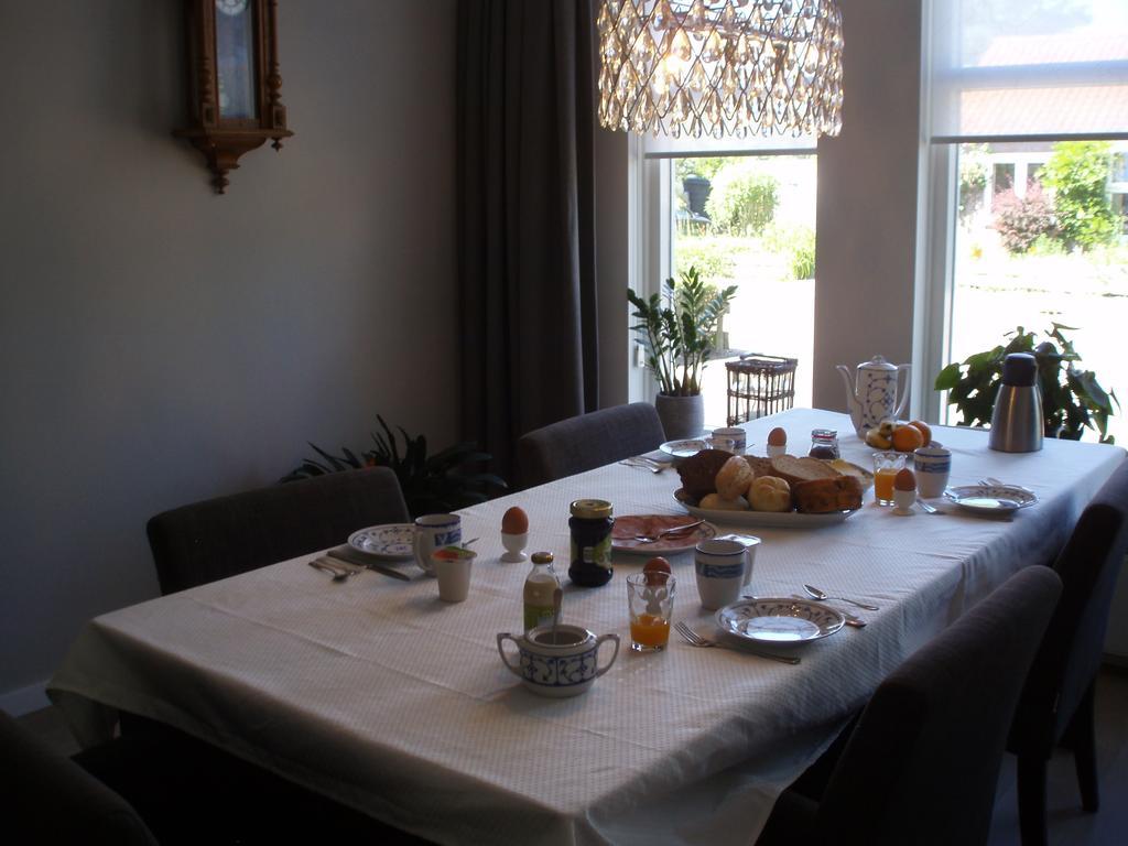 B&B Fam. Tavenier Vrouwenpolder Exterior foto