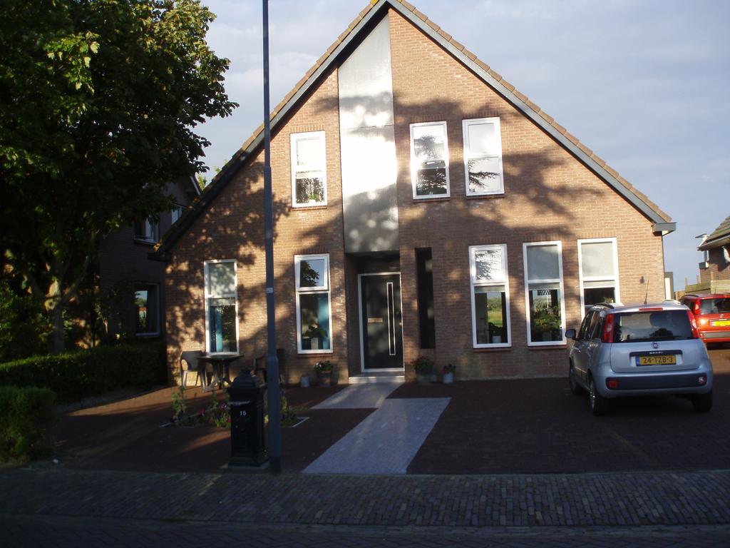 B&B Fam. Tavenier Vrouwenpolder Zimmer foto